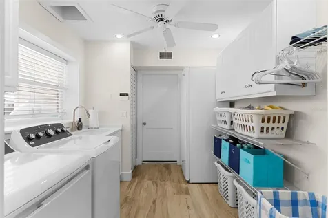11445 9th Street E Treasure Island FL 33706