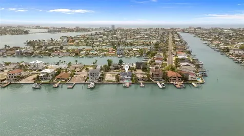 11445 9th Street E Treasure Island FL 33706