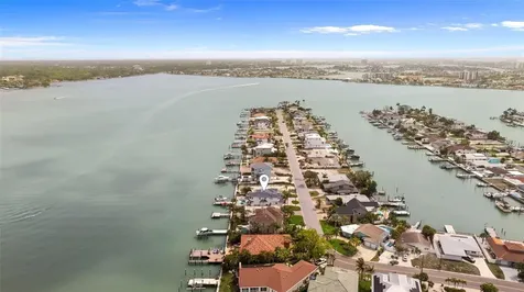 11445 9th Street E Treasure Island FL 33706