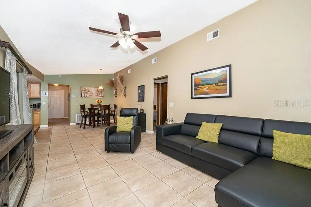 612 Riverwoods Circle Orlando FL 32825