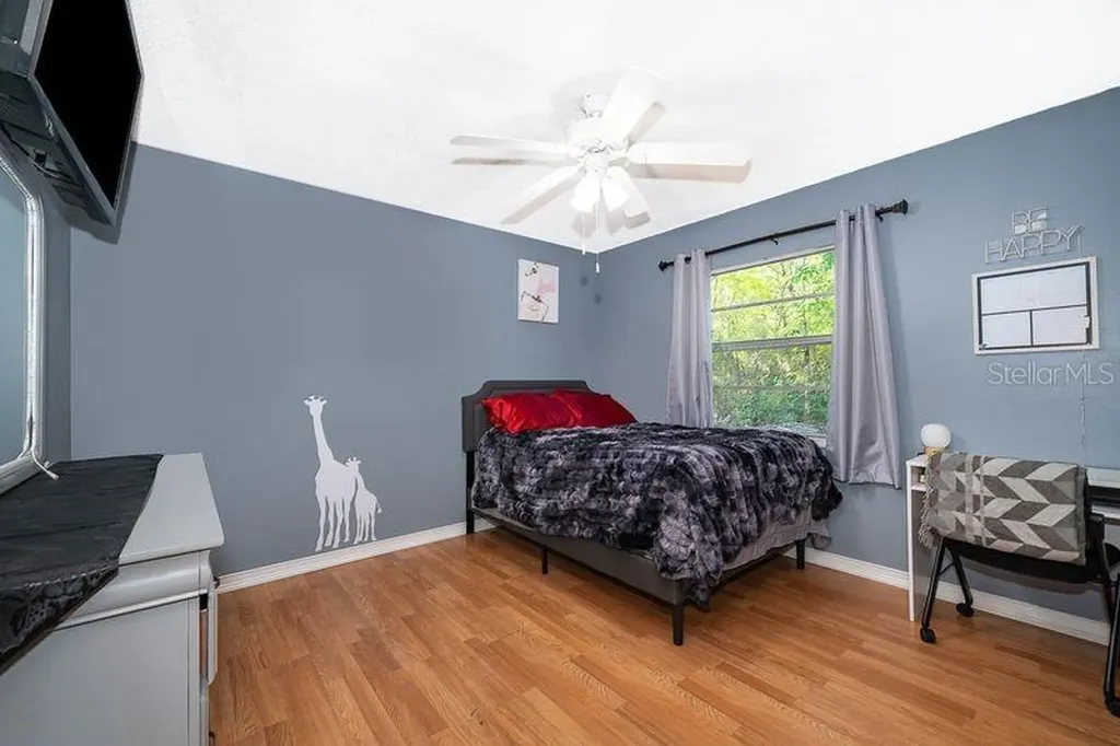 612 Riverwoods Circle Orlando FL 32825