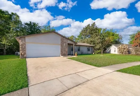 612 Riverwoods Circle Orlando FL 32825