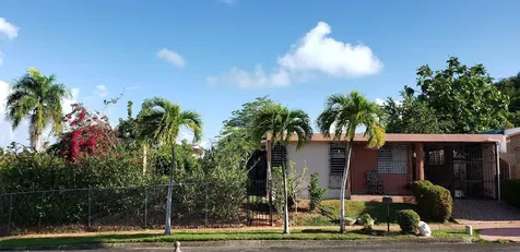 4-14 Bloque 4k-10 Alturas De Monte Brisas Fajardo PR 00738