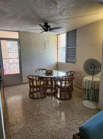 4-14 Bloque 4k-10 Alturas De Monte Brisas Fajardo PR 00738