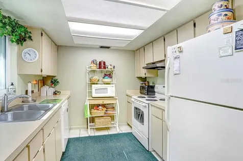 14931 Old Pointe Road Tampa FL 33613