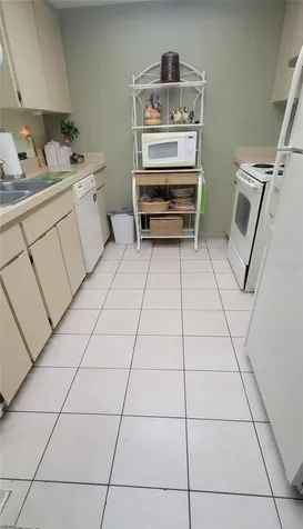 14931 Old Pointe Road Tampa FL 33613