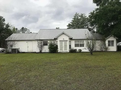 363 SW Monroe Avenue Mayo FL 32066