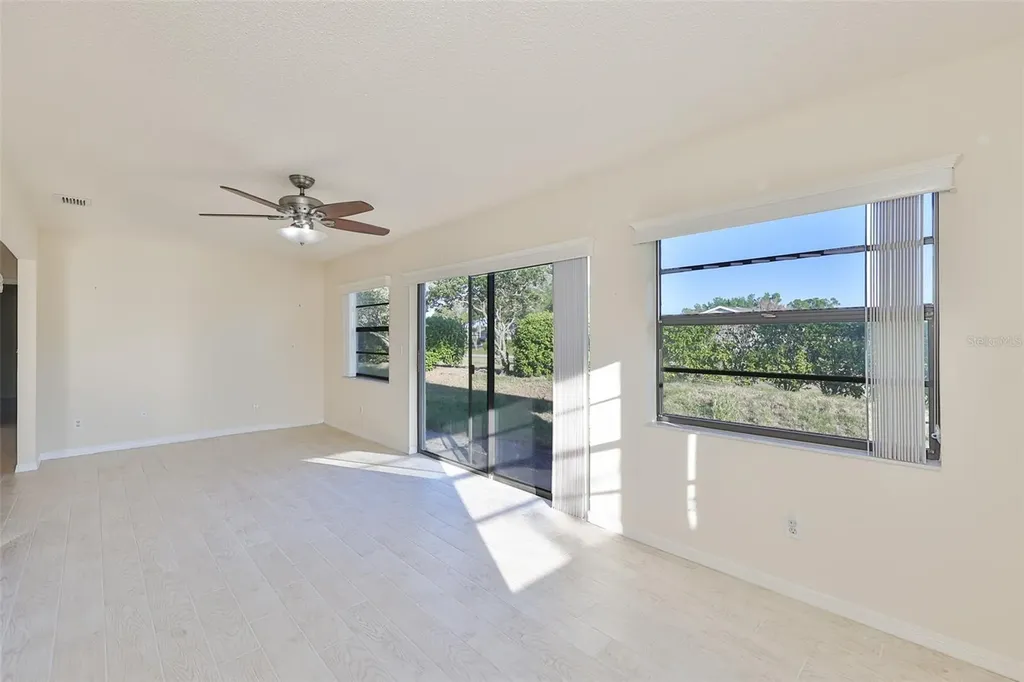 2321 Lancaster Drive Sun City Center FL 33573