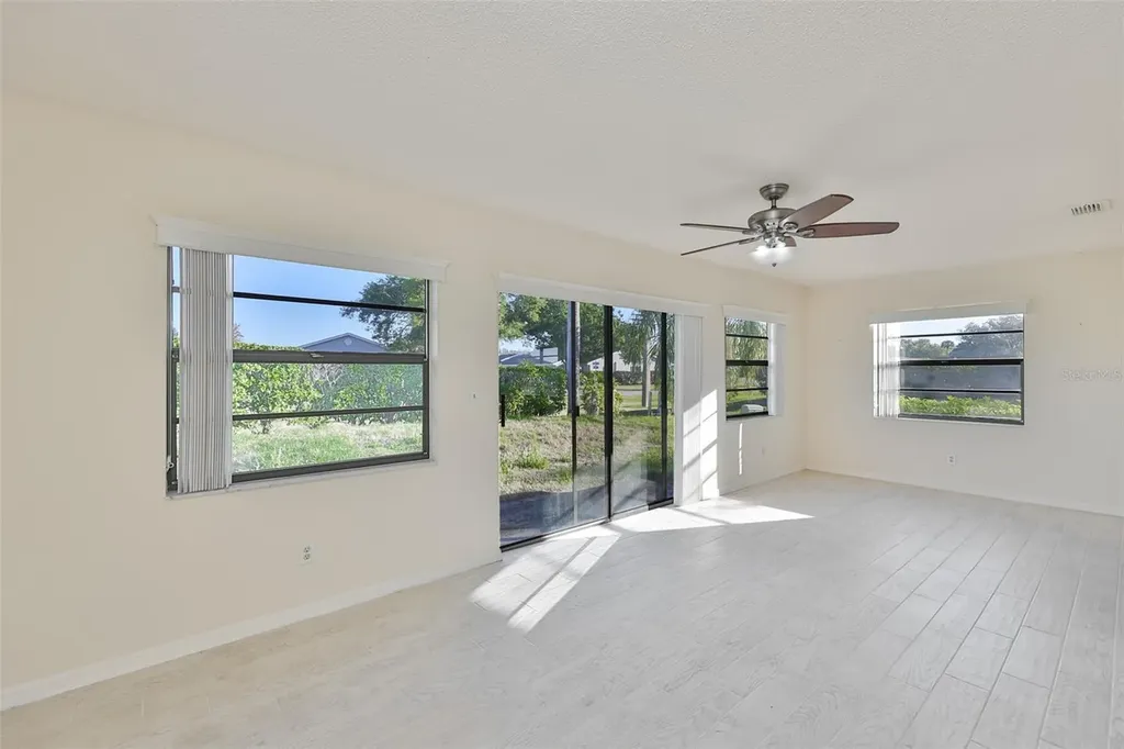 2321 Lancaster Drive Sun City Center FL 33573