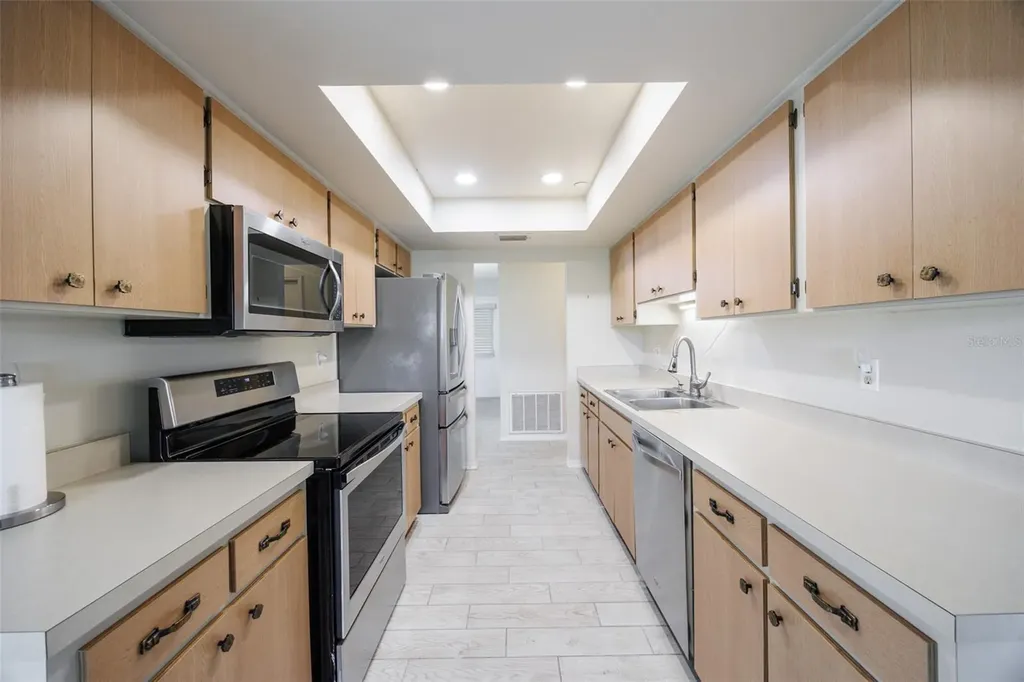 2321 Lancaster Drive Sun City Center FL 33573