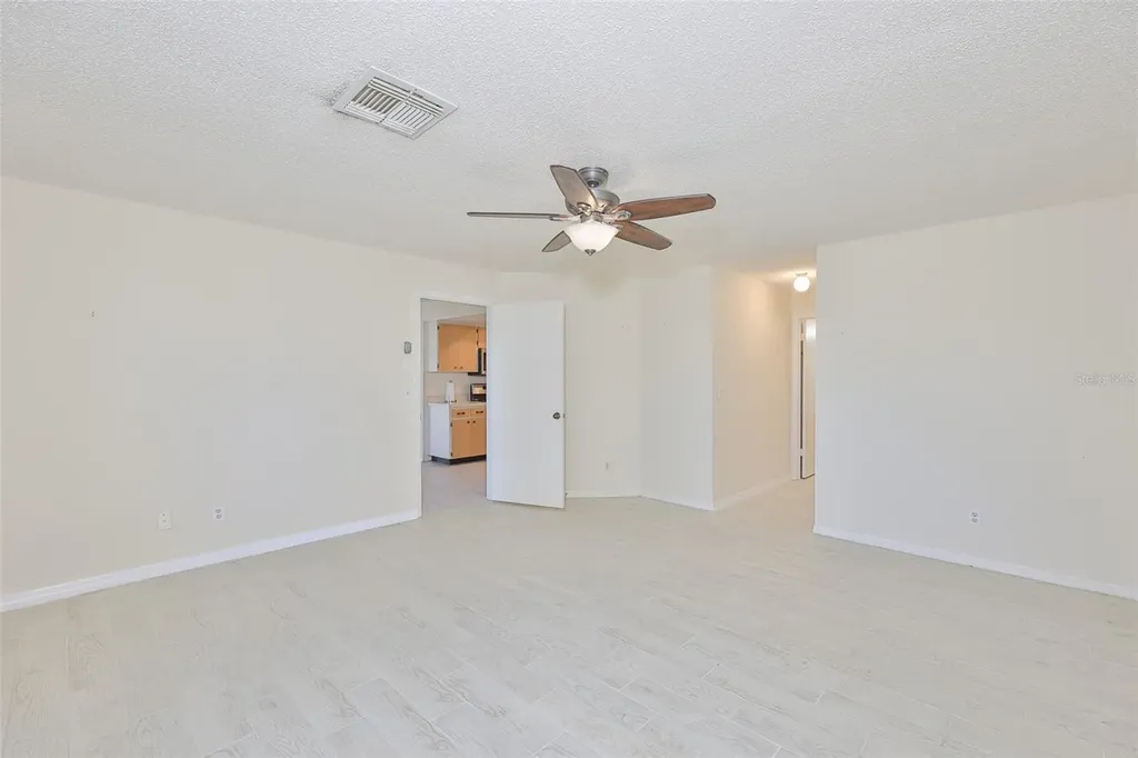 2321 Lancaster Drive Sun City Center FL 33573