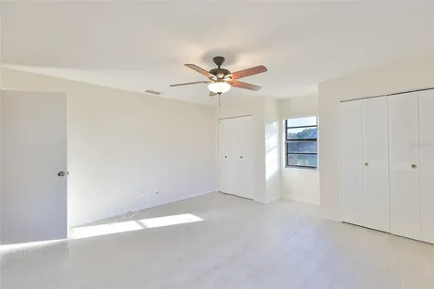 2321 Lancaster Drive Sun City Center FL 33573