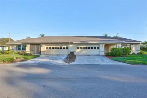 2321 Lancaster Drive Sun City Center FL 33573