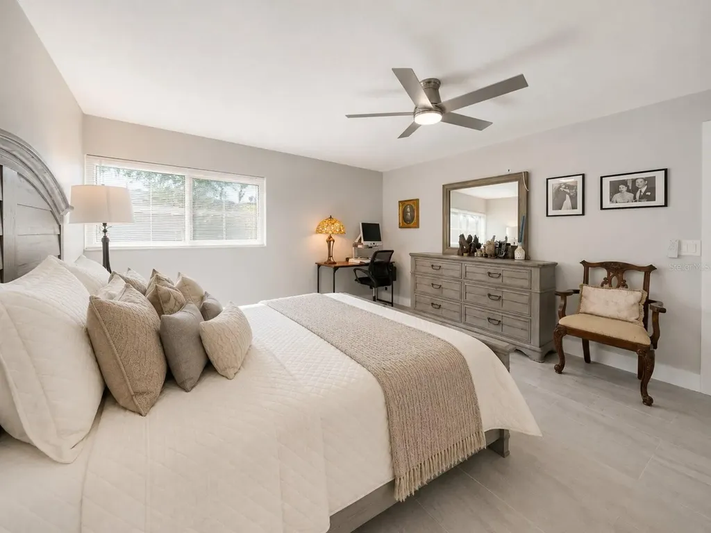 131 Whispering Sands Circle Sarasota FL 34242