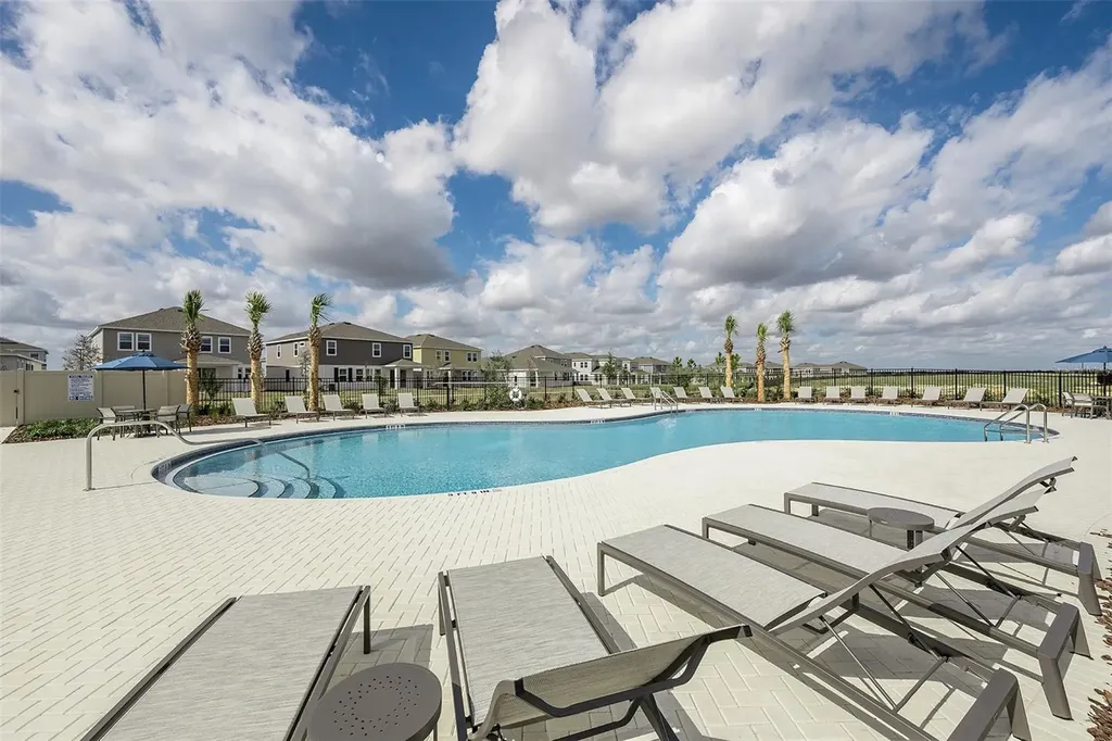 523 Moonstone Court Groveland FL 34736