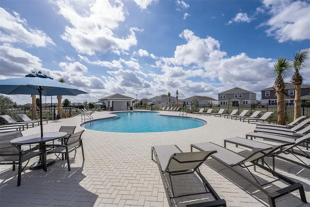 523 Moonstone Court Groveland FL 34736