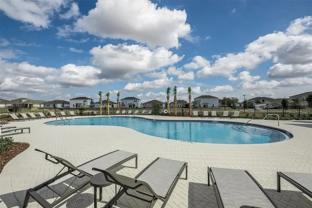 523 Moonstone Court Groveland FL 34736