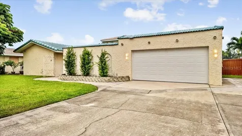 4 Sloop Drive Cocoa Beach FL 32931