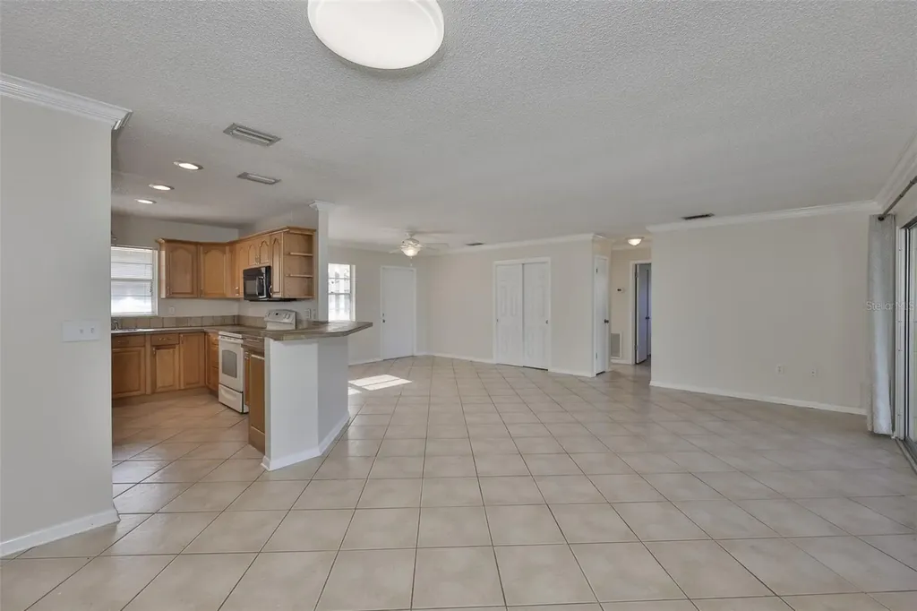 220 57th Street Court W Bradenton FL 34209