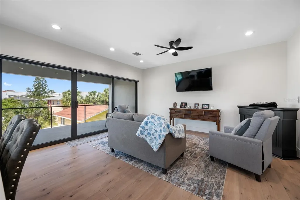 2200 Bay Boulevard Indian Rocks Beach FL 33785