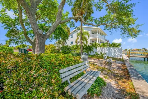 2200 Bay Boulevard Indian Rocks Beach FL 33785