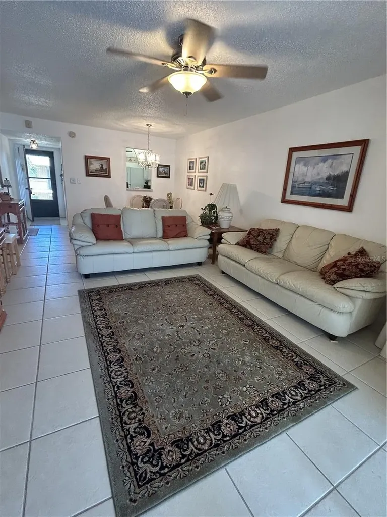 11485 Oakhurst Road Largo FL 33774