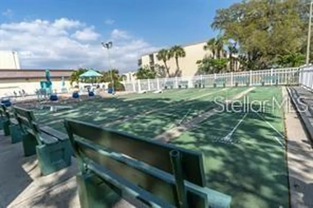 11485 Oakhurst Road Largo FL 33774