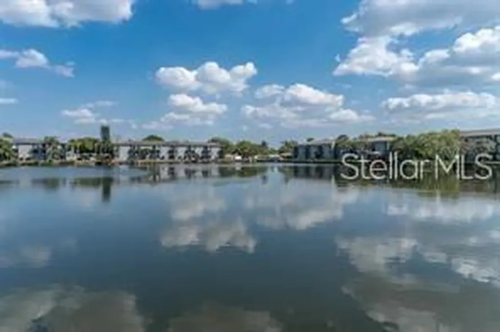 11485 Oakhurst Road Largo FL 33774