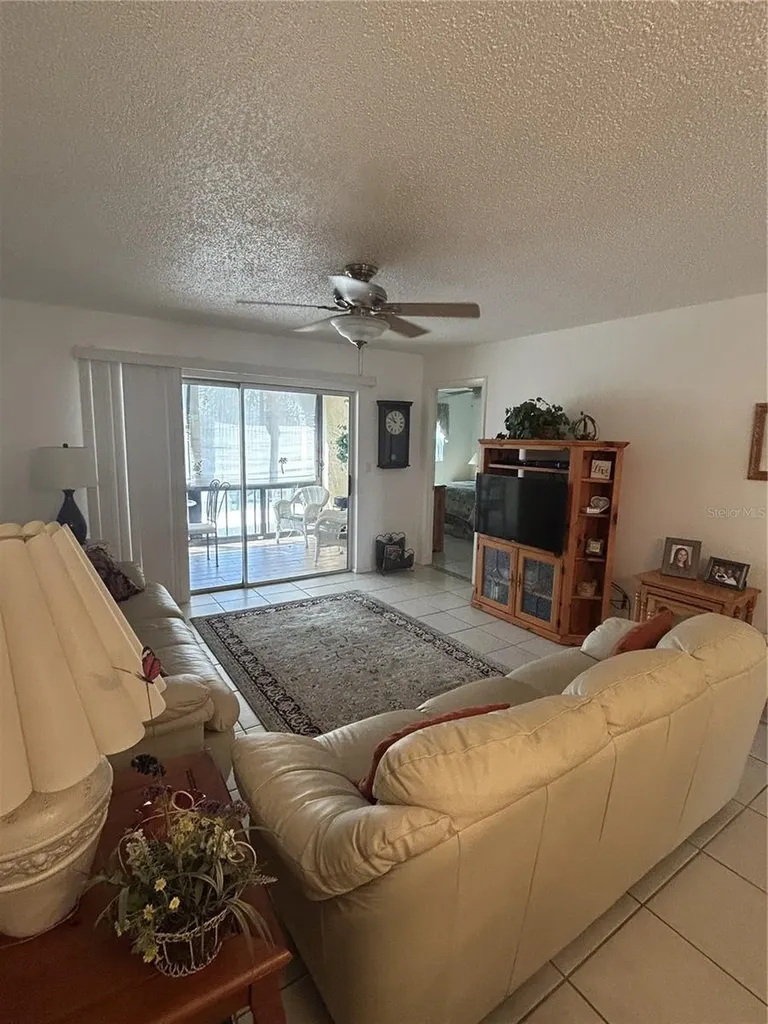 11485 Oakhurst Road Largo FL 33774
