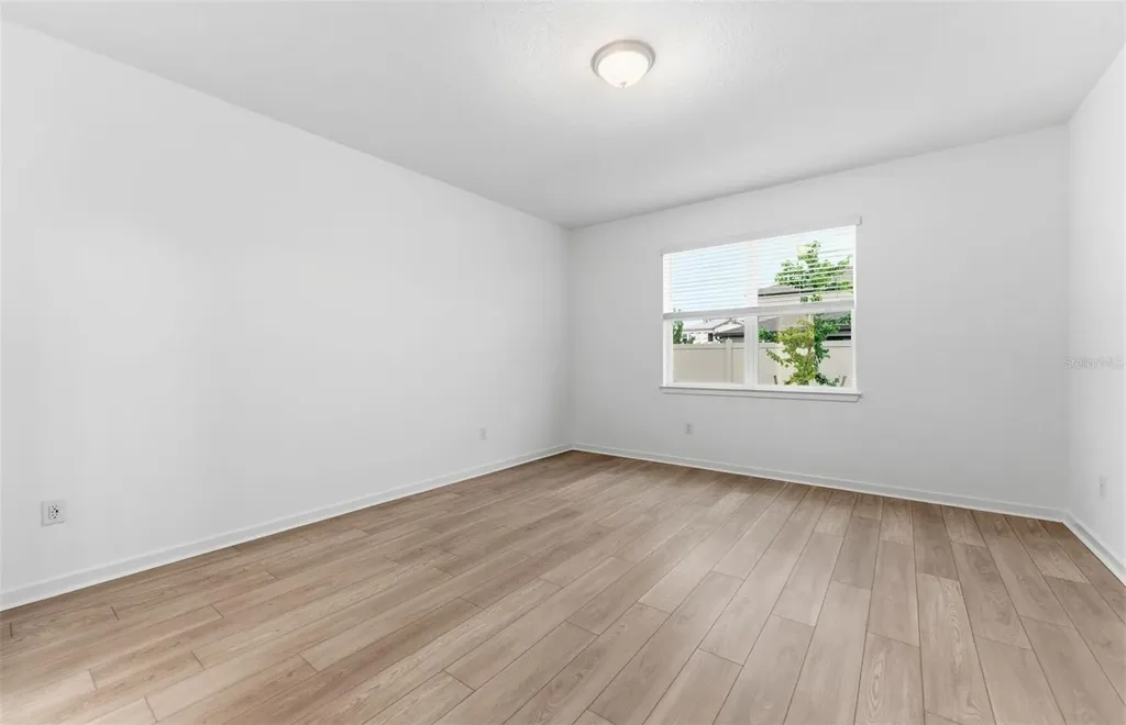 6607 Asbury Barnes Lane Wesley Chapel FL 33545
