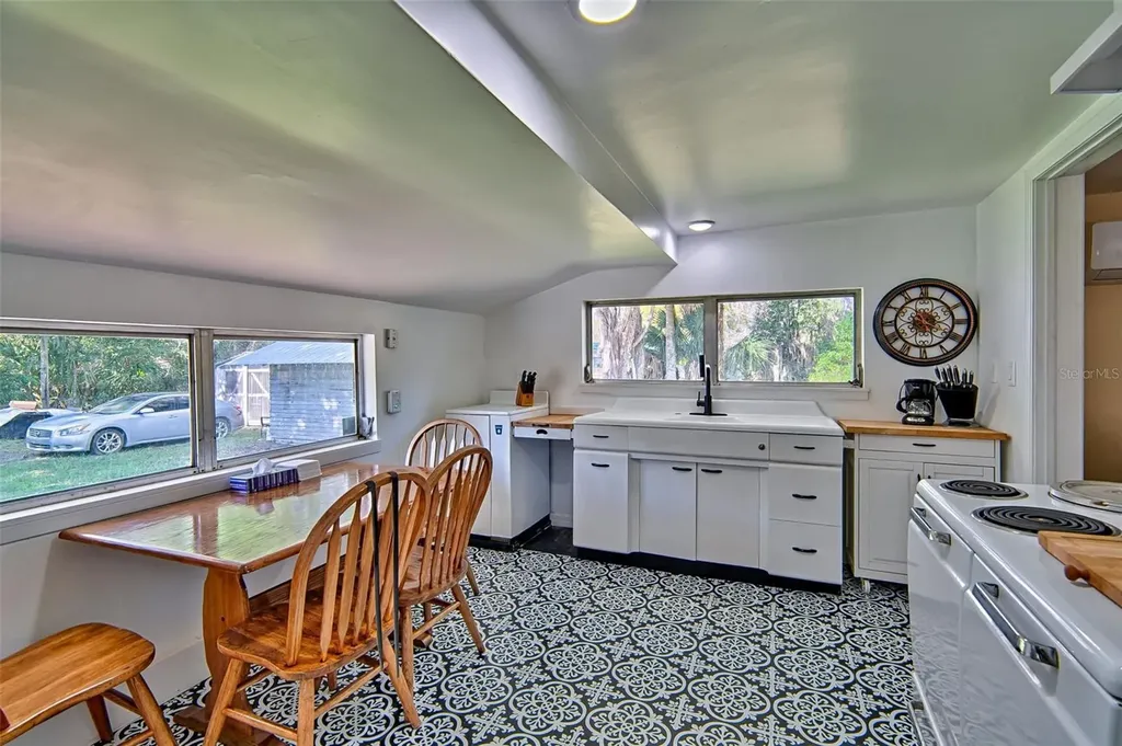 25415 NE State Road 26 Melrose FL 32666