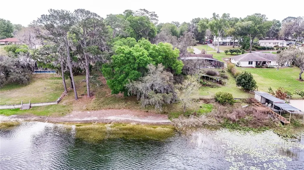 Tbd Lot 01000 Silver Drive Umatilla FL 32784
