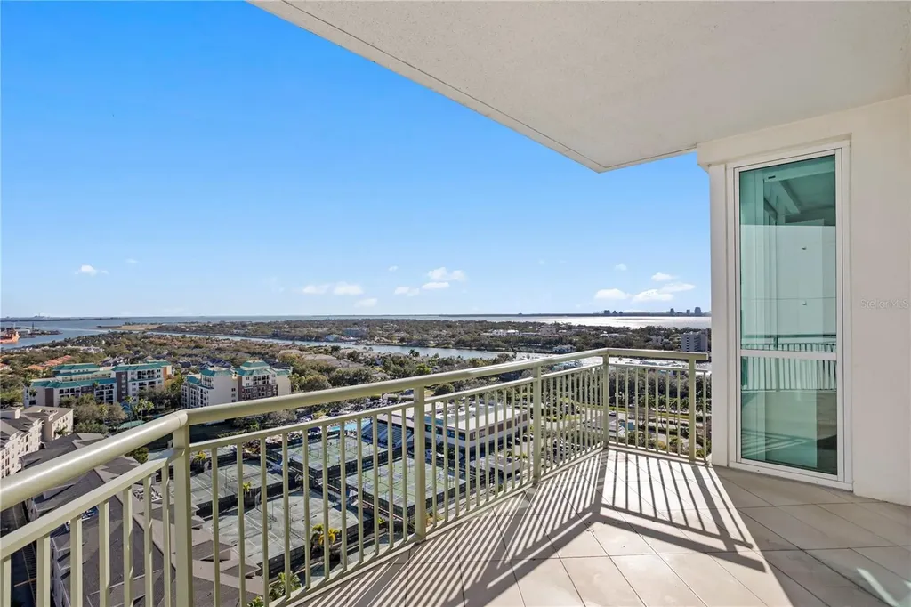 450 Knights Run Avenue Tampa FL 33602