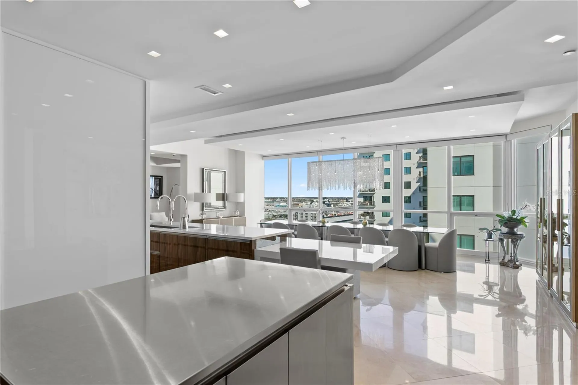 450 Knights Run Avenue Tampa FL 33602