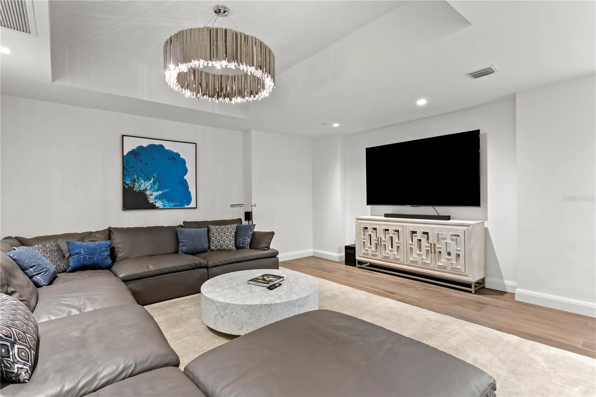 450 Knights Run Avenue Tampa FL 33602