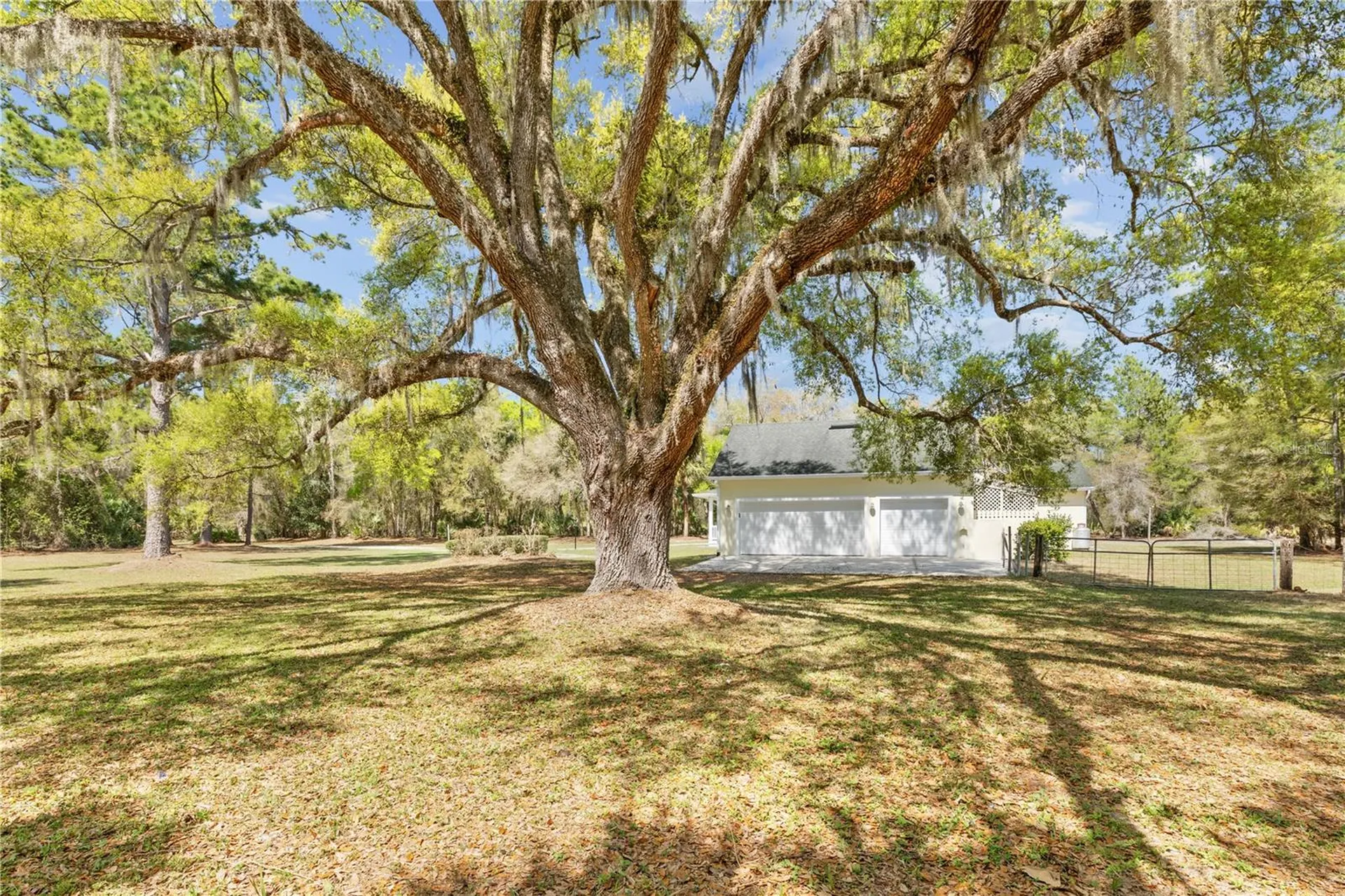 1621 Barr Oviedo FL 32765