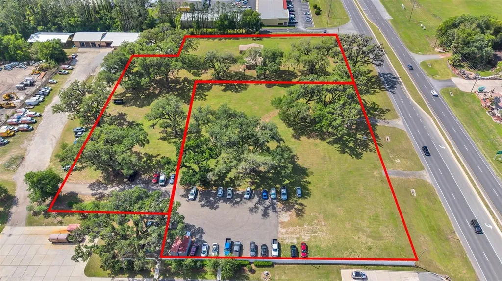 9935 N Us Highway 301 Wildwood FL 34785