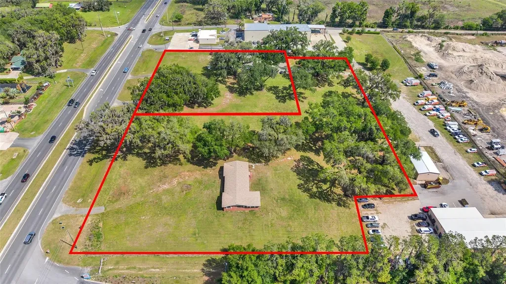 9935 N Us Highway 301 Wildwood FL 34785