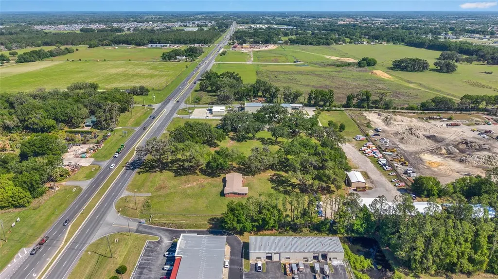 9935 N Us Highway 301 Wildwood FL 34785