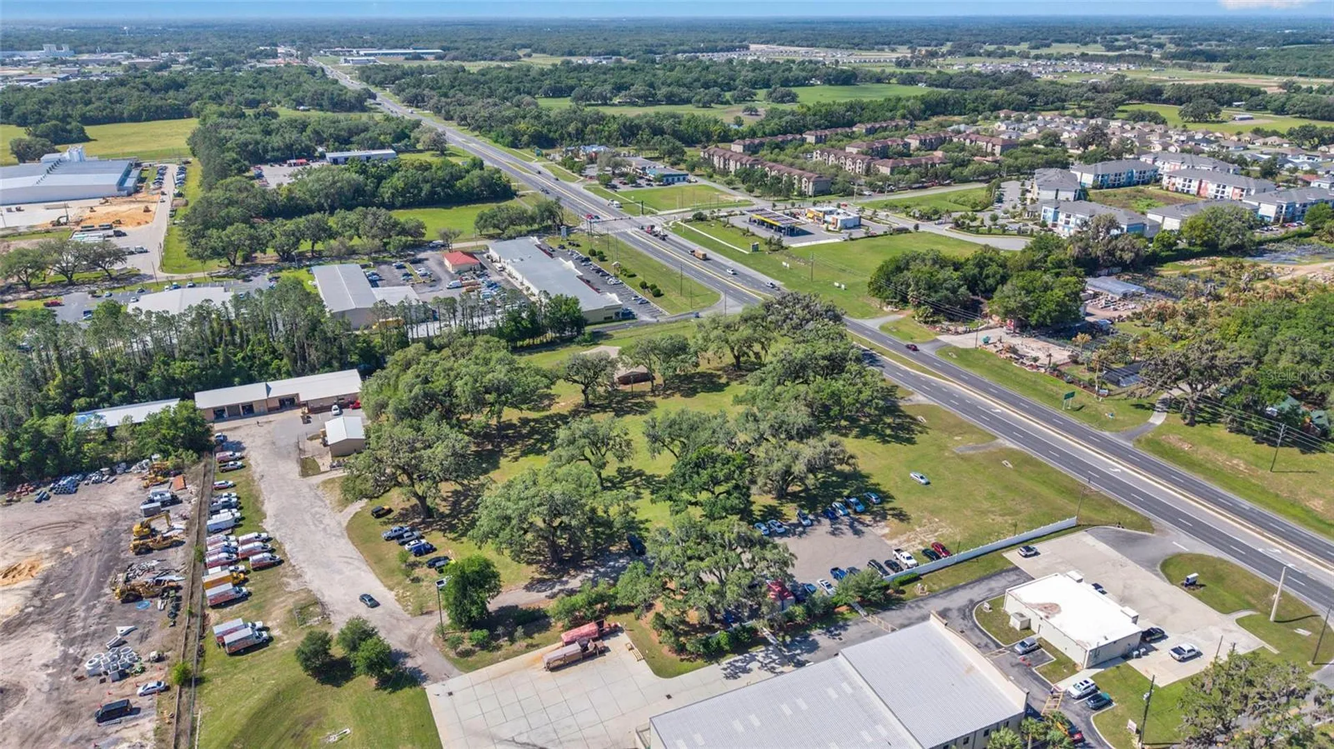 9935 N Us Highway 301 Wildwood FL 34785