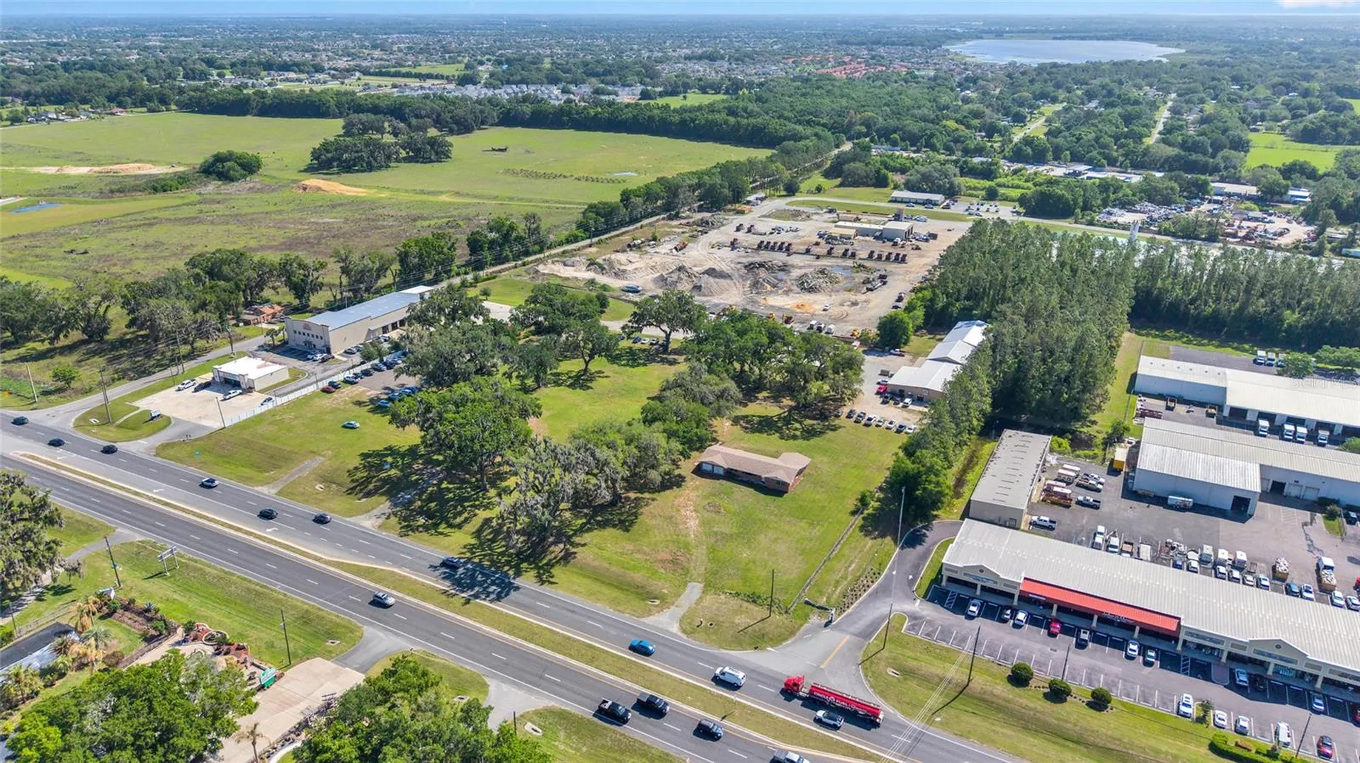 9935 N Us Highway 301 Wildwood FL 34785