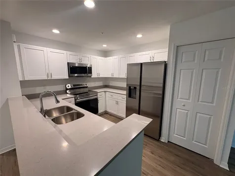 2525 6th Avenue Drive E Bradenton FL 34208