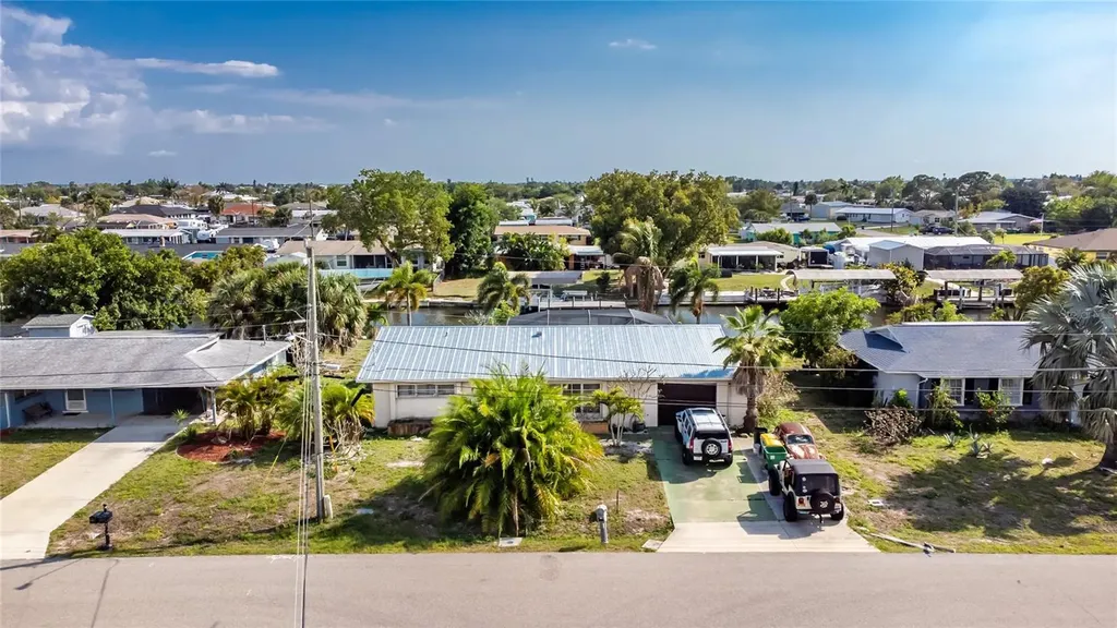 117 Bedford Drive NE Port Charlotte FL 33952