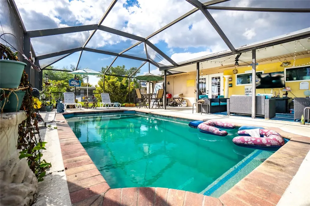 117 Bedford Drive NE Port Charlotte FL 33952