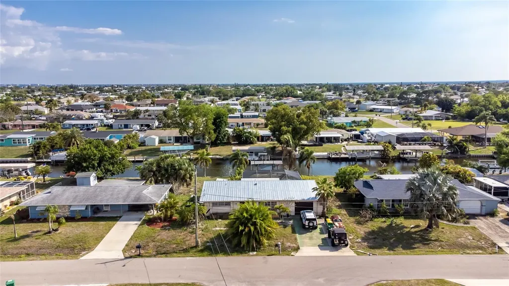 117 Bedford Drive NE Port Charlotte FL 33952