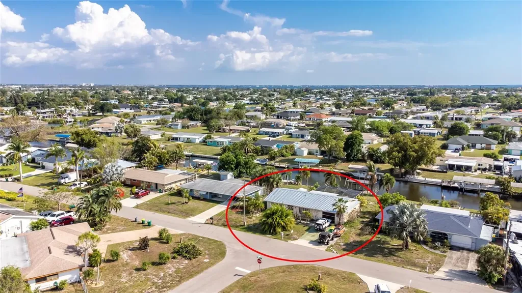 117 Bedford Drive NE Port Charlotte FL 33952