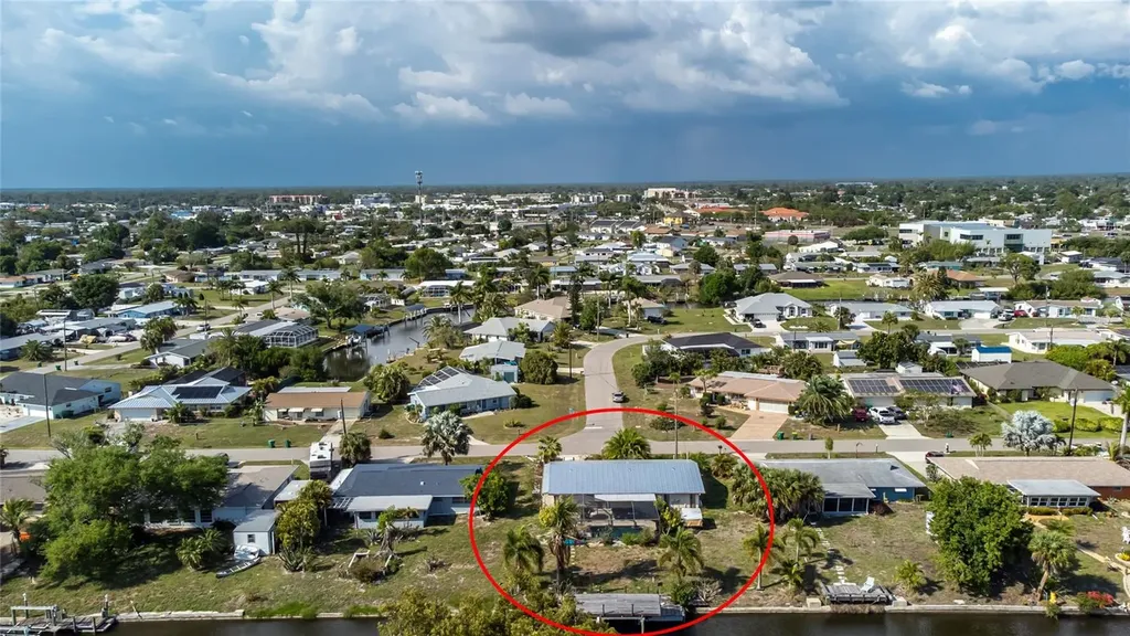 117 Bedford Drive NE Port Charlotte FL 33952