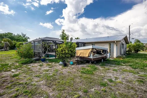 117 Bedford Drive NE Port Charlotte FL 33952