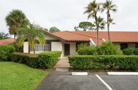 5635 Golf Pointe Drive Sarasota FL 34243
