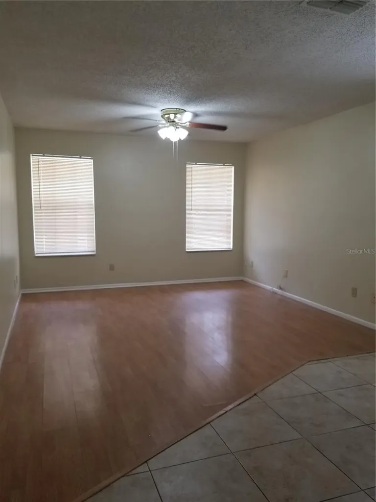 8202 Broward Place Temple Terrace FL 33637